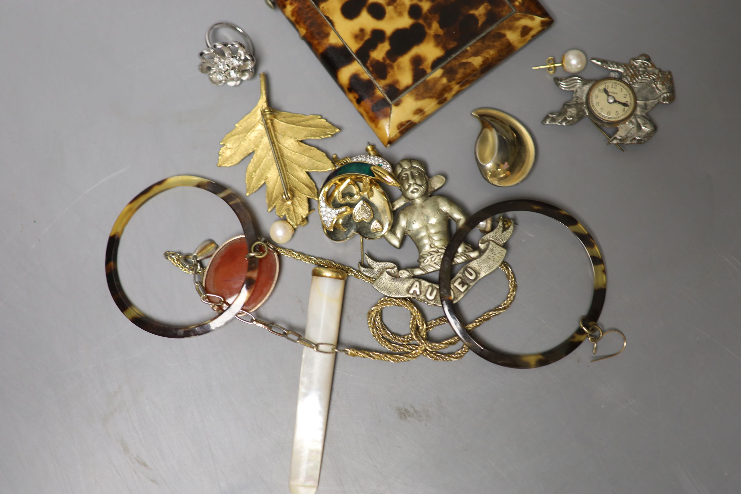 A 19th century tortoiseshell card case, 10.2cm, a pair of 14k and cultured pearl ear studs and a group of minor costume jewellery.